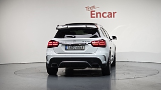 MERCEDES BENZ GLA-CLASS X156 2019