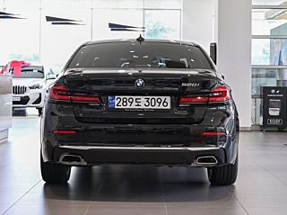 BMW 5-SERIES G30 2023