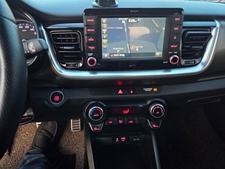 KIA STONIC 2018