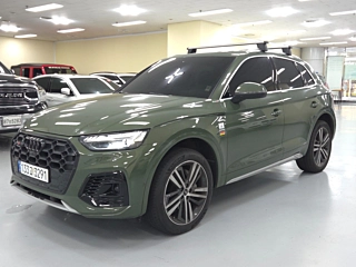 AUDI Q5 FY  40 TDI Quattro Premium 2023