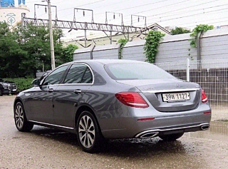 MERCEDES BENZ E-CLASS W213 2017