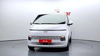 HYUNDAI STARIA 2022