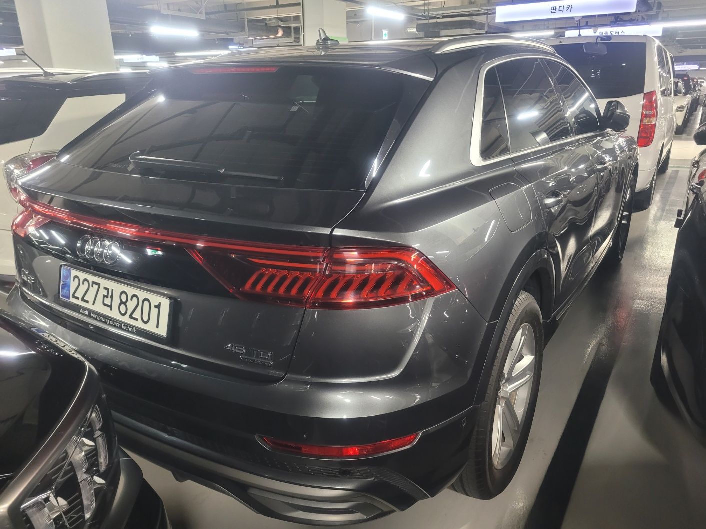 AUDI Q8 4M 2021
