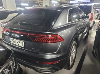 AUDI Q8 4M 2021
