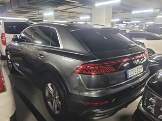 AUDI Q8 4M 2021