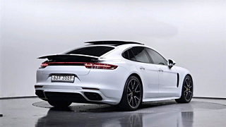 PORSCHE PANAMERA 971 2019