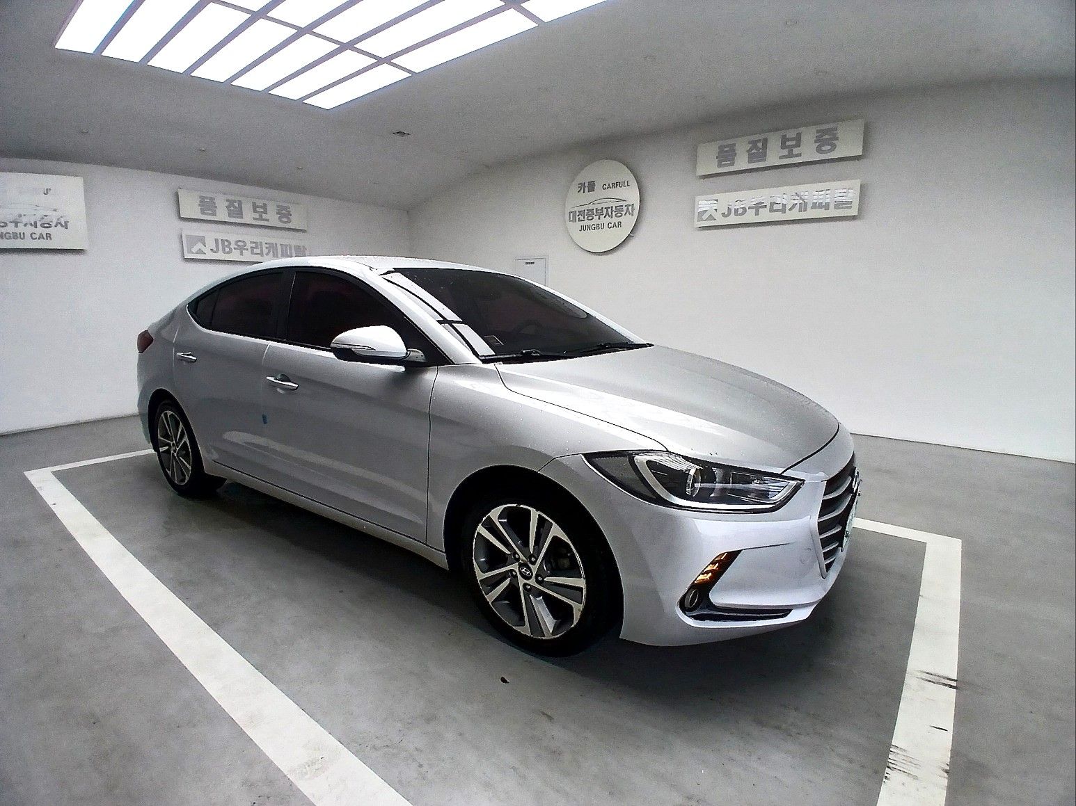 HYUNDAI AVANTE AD 2016
