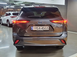 TOYOTA HIGHLANDER  2023