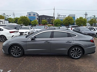 HYUNDAI SONATA DN8 2020