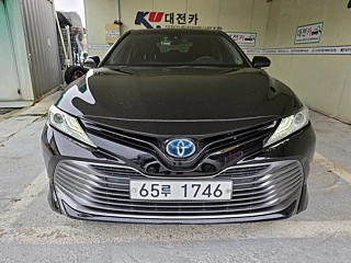 TOYOTA CAMRY XV70 2018