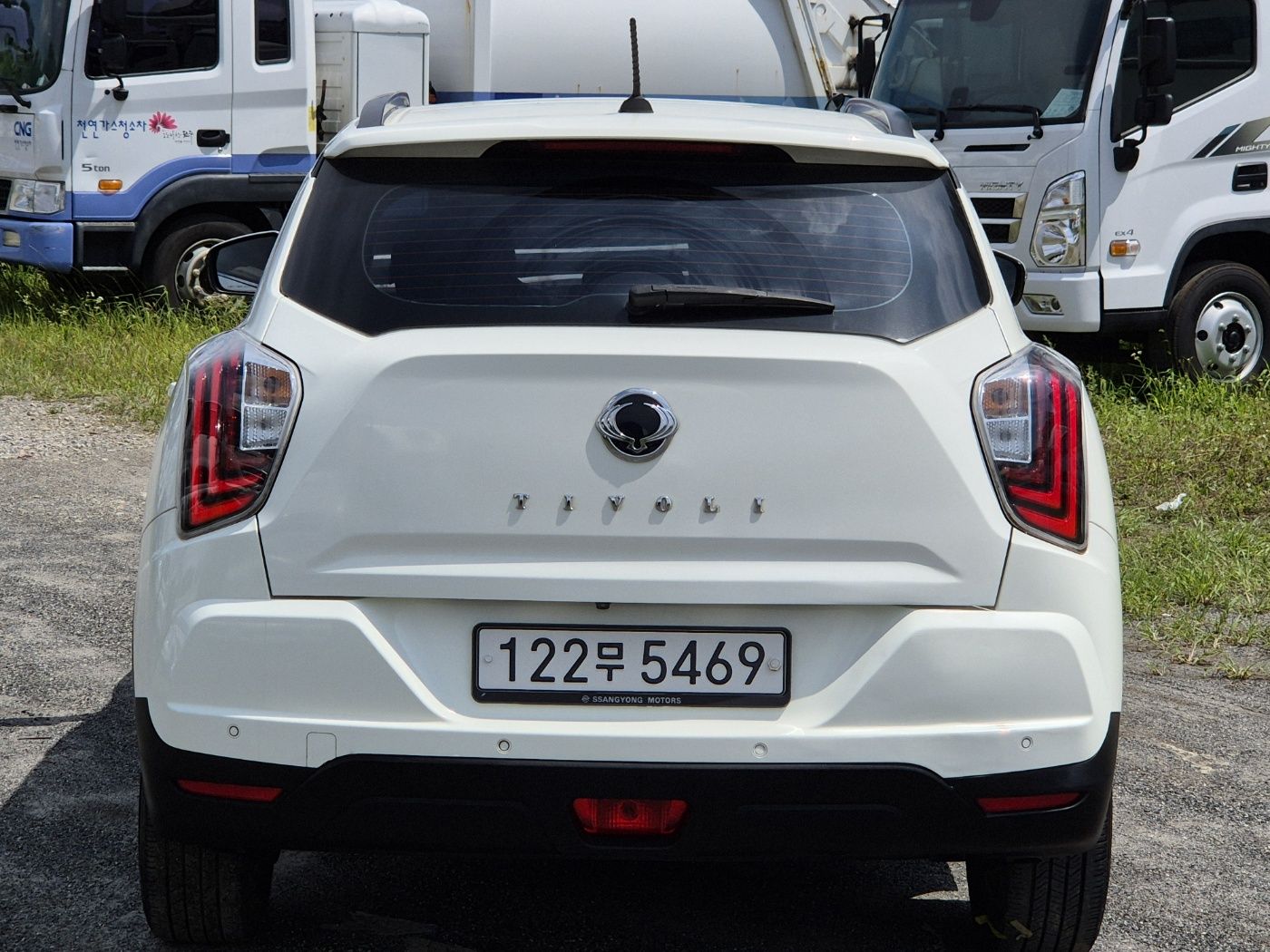 SSANGYONG TIVOLI VERY NEW 2020