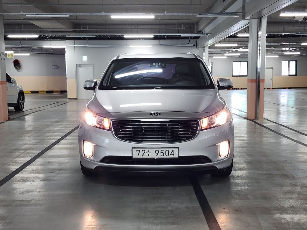 KIA CARNIVAL 2014