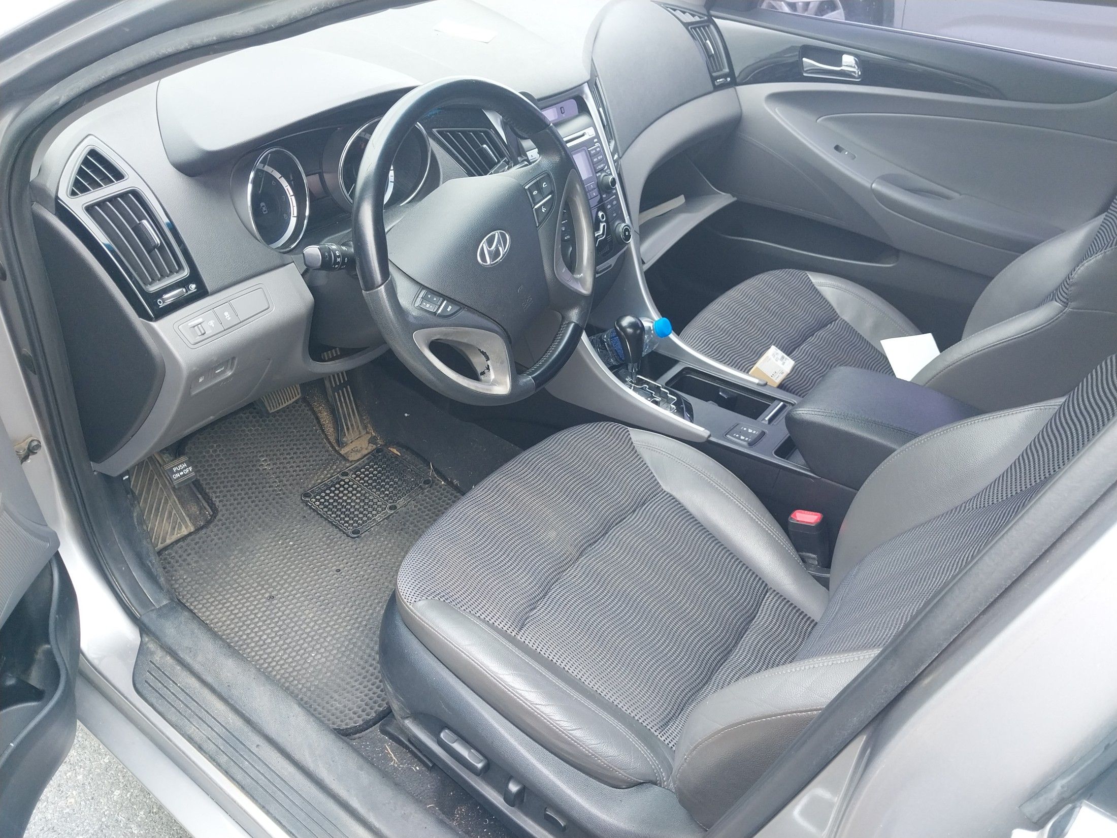 HYUNDAI SONATA YF 2009