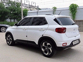 HYUNDAI VENUE 2019