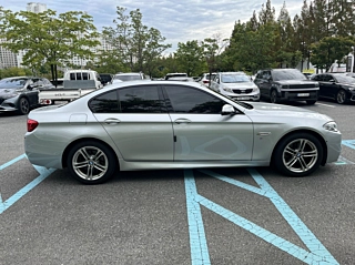 BMW 5-SERIES F10 2016