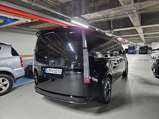 HYUNDAI STARIA 2025