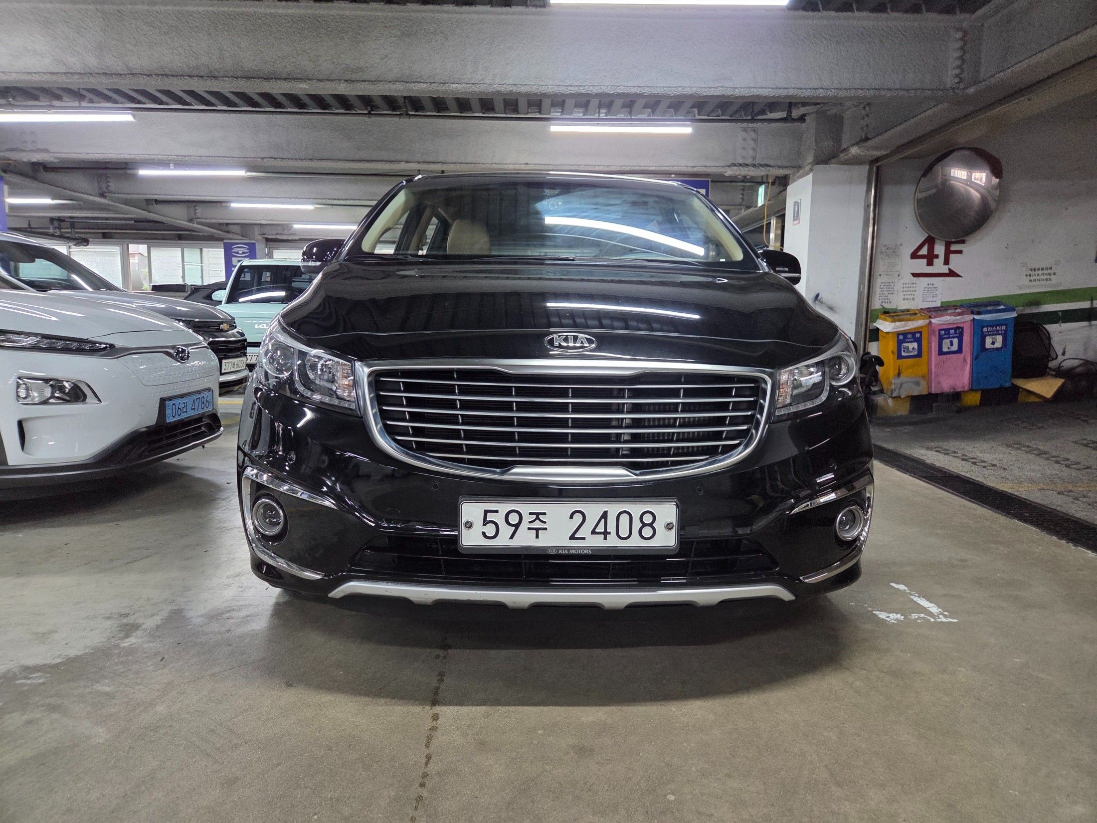 KIA CARNIVAL 2018