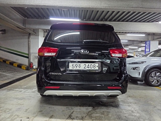KIA CARNIVAL 2018
