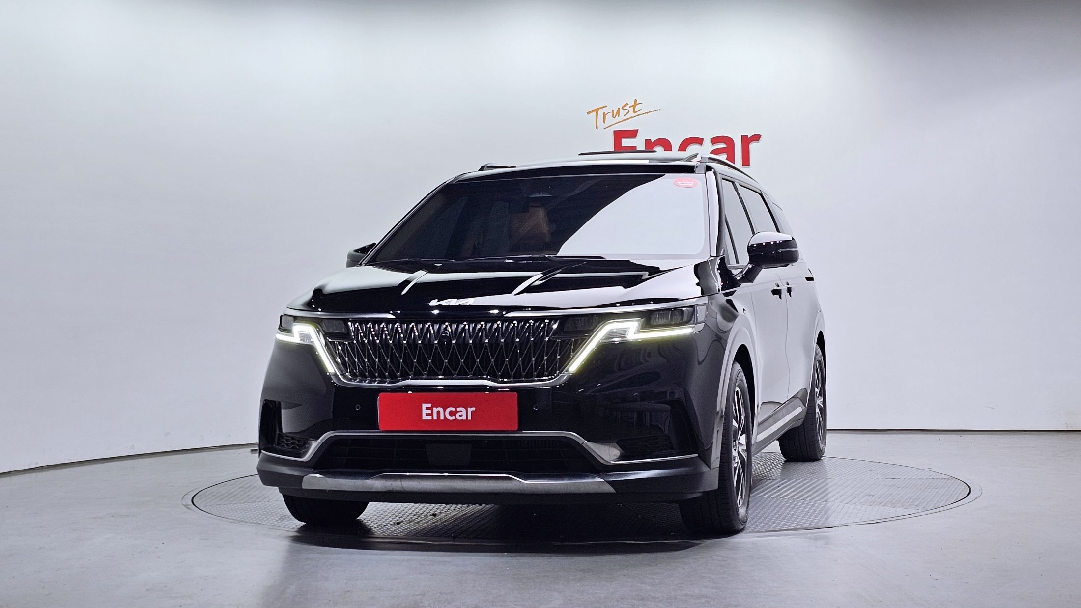 KIA CARNIVAL 2023