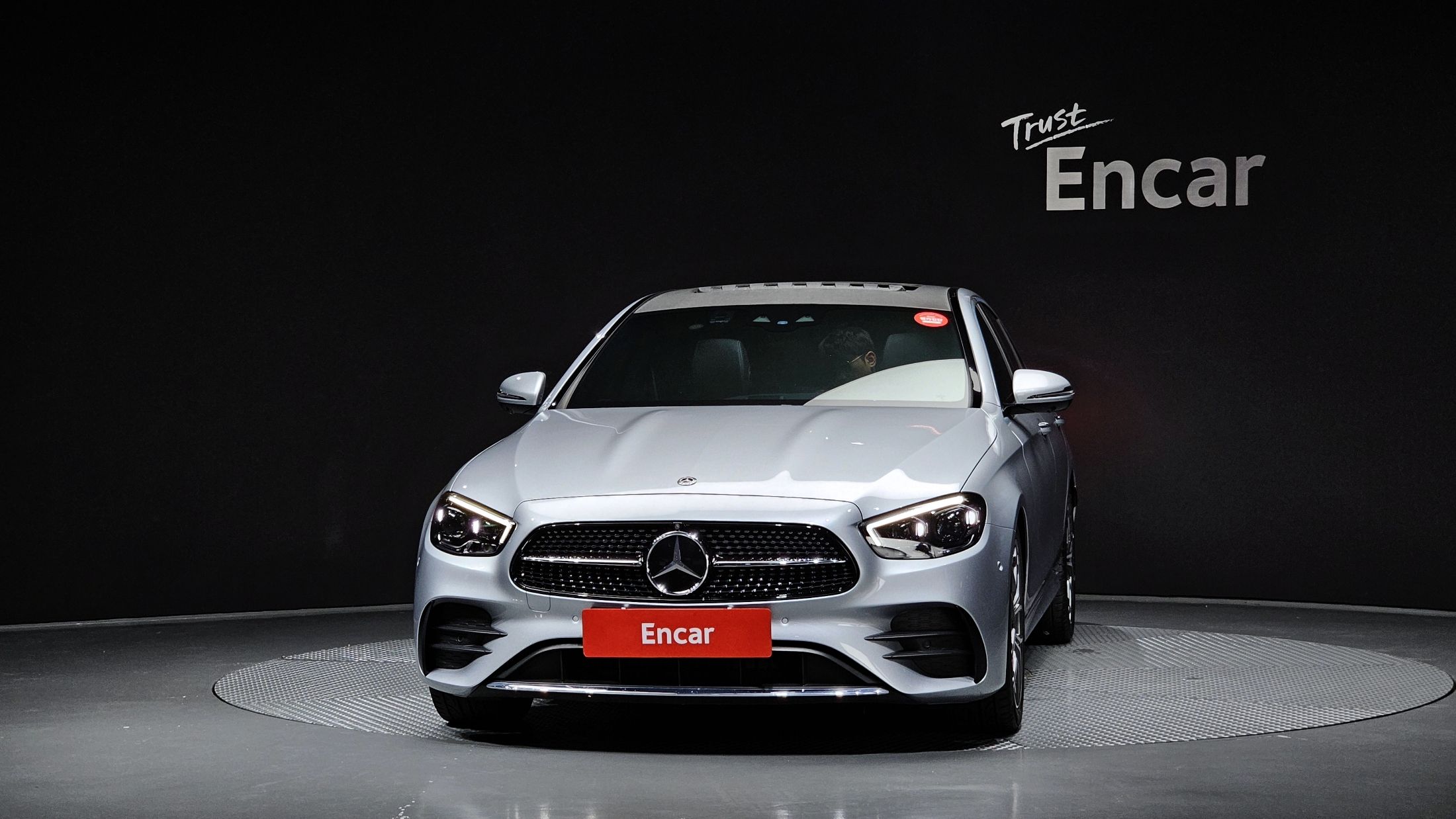 MERCEDES BENZ E-CLASS W213 2020