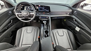 HYUNDAI AVANTE CN7  1.6 2025