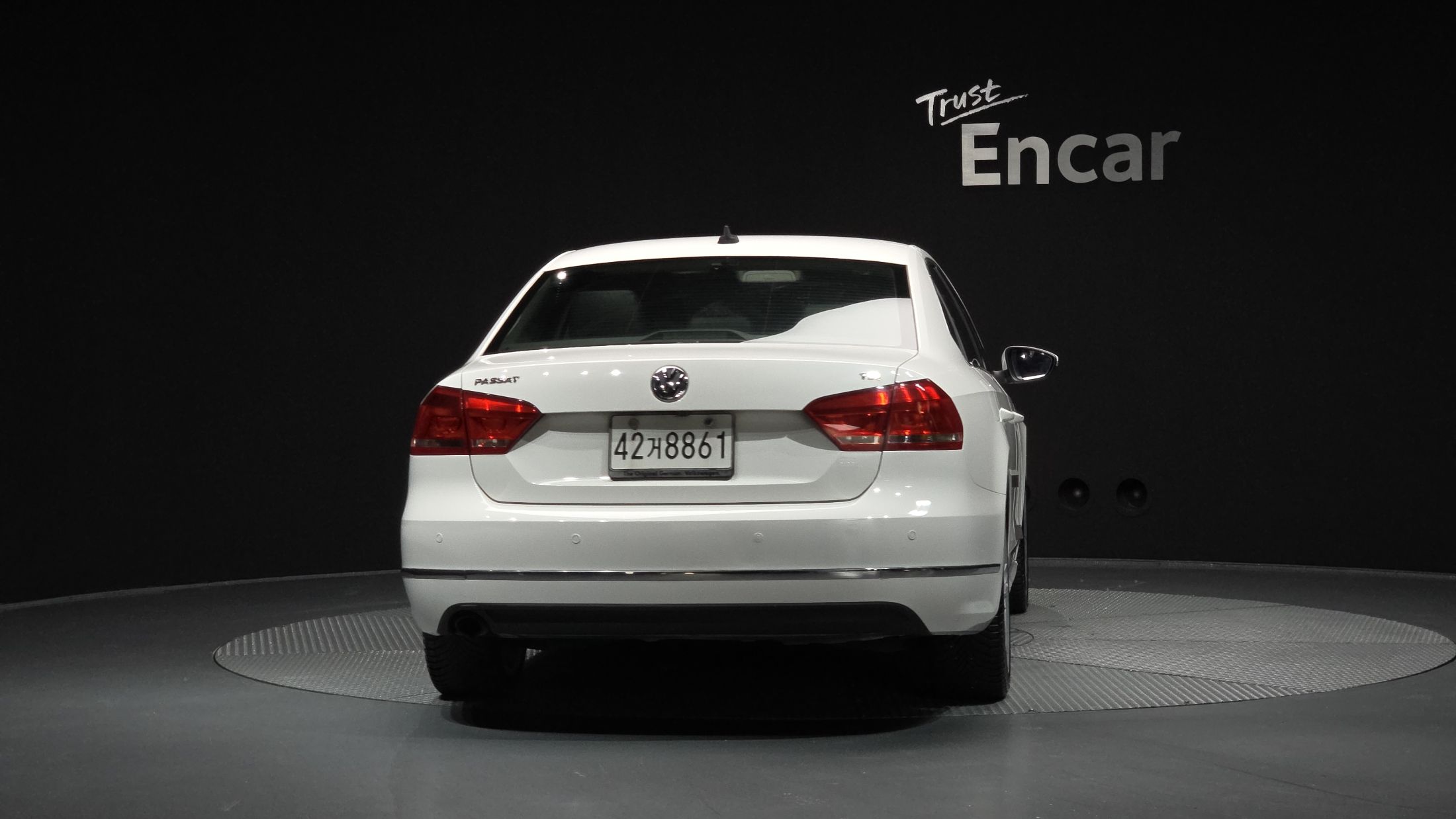 VOLKSWAGEN PASSAT 2015