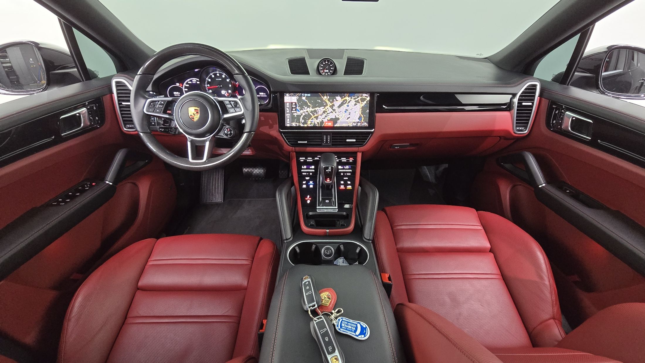 PORSCHE CAYENNE PO536 2021