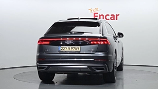 AUDI Q8 4M 2021