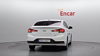 HYUNDAI AVANTE AD 2019