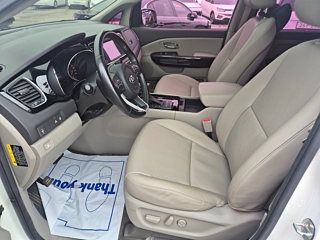 KIA CARNIVAL 2017