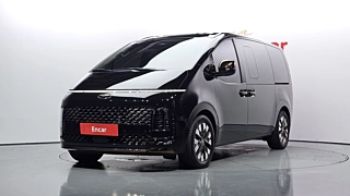 HYUNDAI STARIA  Lounge 9 Seater 2022
