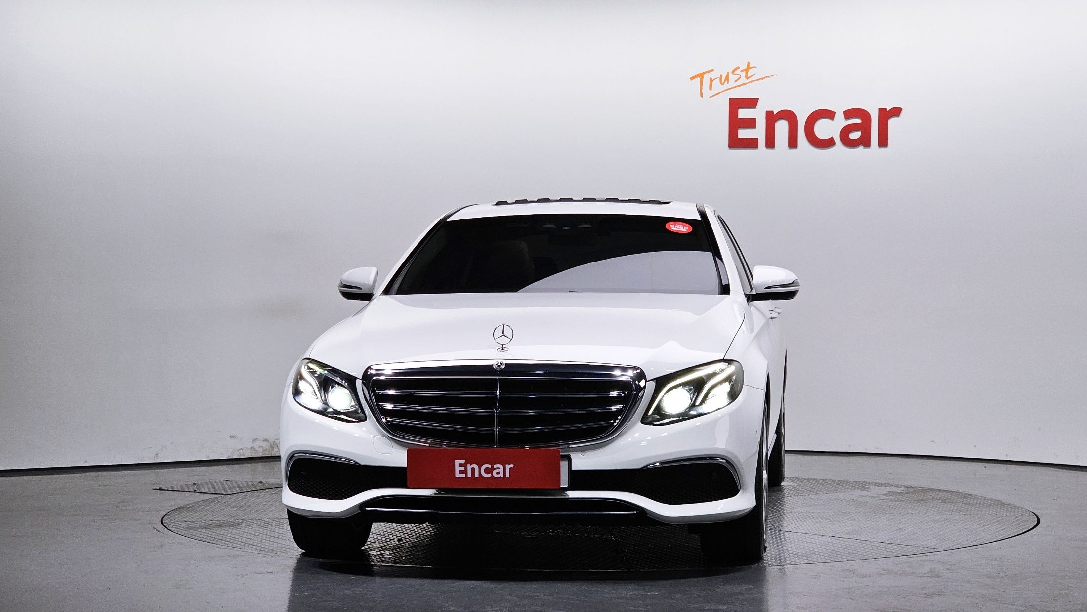 MERCEDES BENZ E-CLASS W213 2018