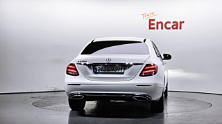 MERCEDES BENZ E-CLASS W213 2018