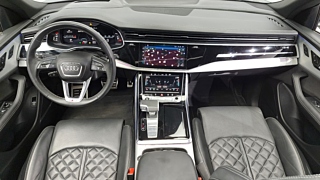 AUDI Q8 4M 2023