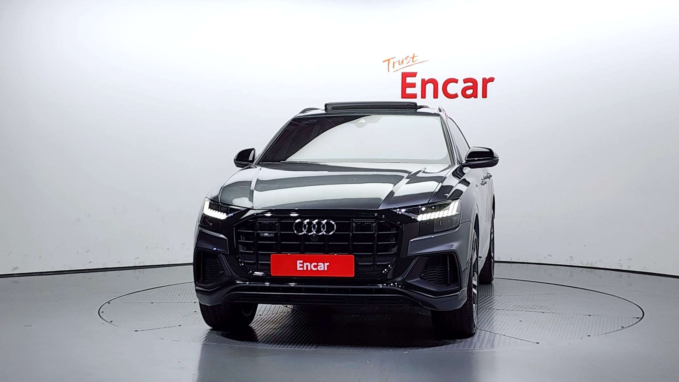 AUDI Q8 4M 2023
