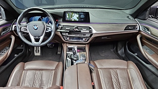 BMW 5-SERIES G30 2017
