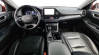 HYUNDAI GRANDEUR IG 2017
