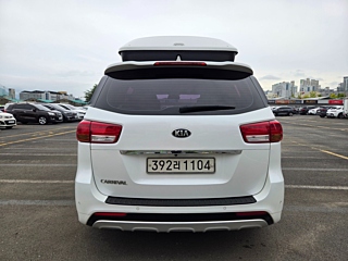 KIA CARNIVAL 2018