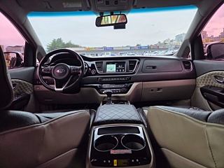 KIA CARNIVAL 2018