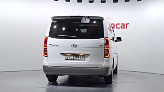 HYUNDAI STAREX GRAND  Urban 9 Seater 2020