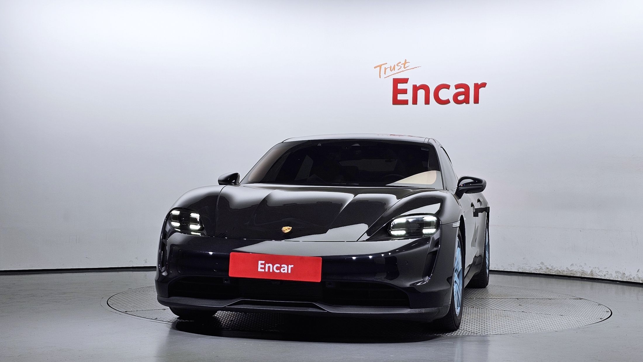 PORSCHE TAYCAN 2021