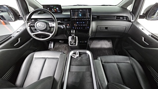 HYUNDAI STARIA 2023