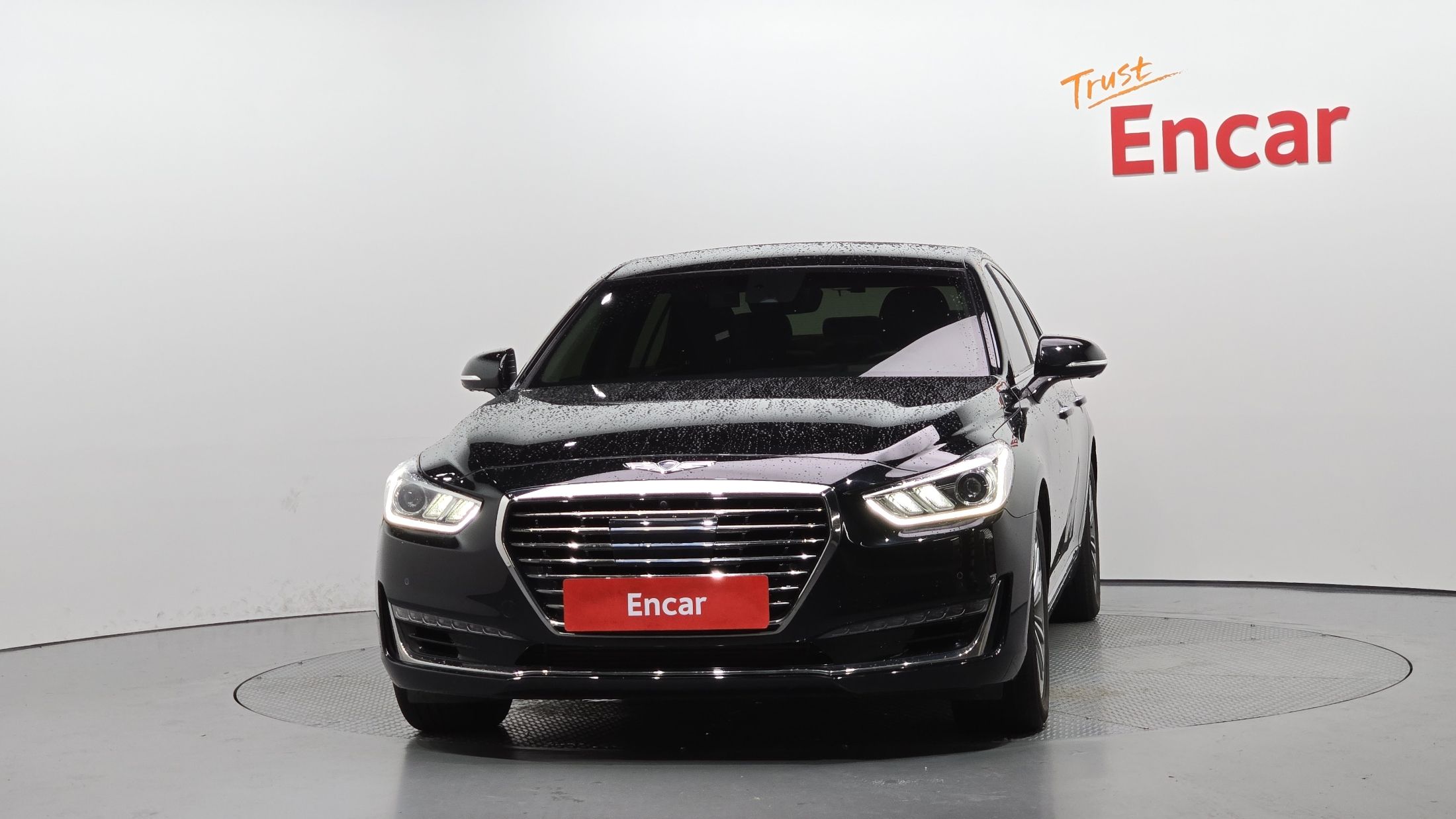 GENESIS EQ900 2016