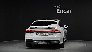AUDI A7 4K 2020