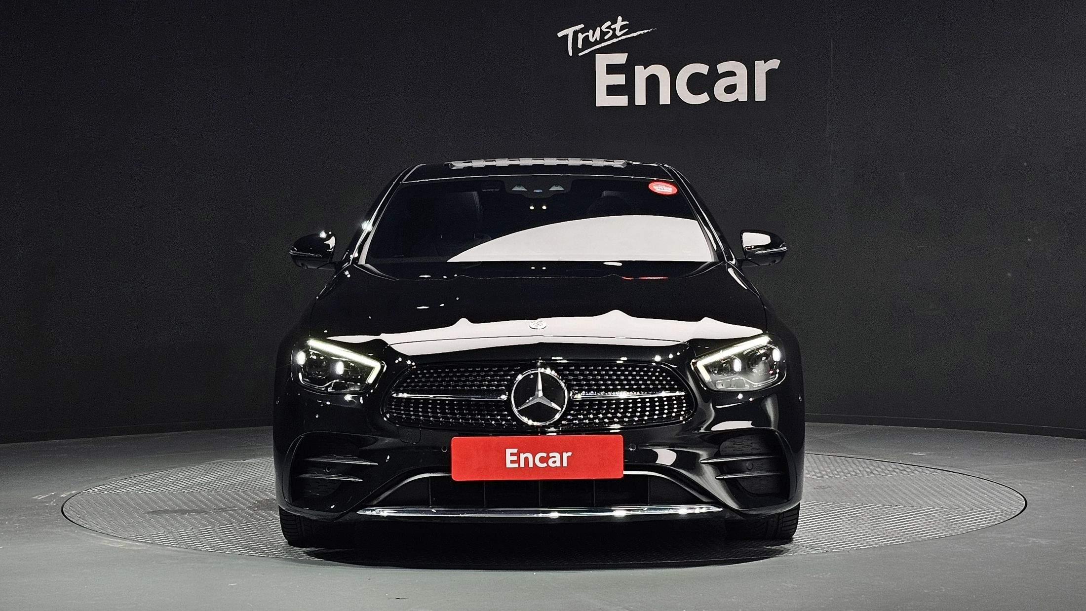 MERCEDES BENZ E-CLASS W213 2020