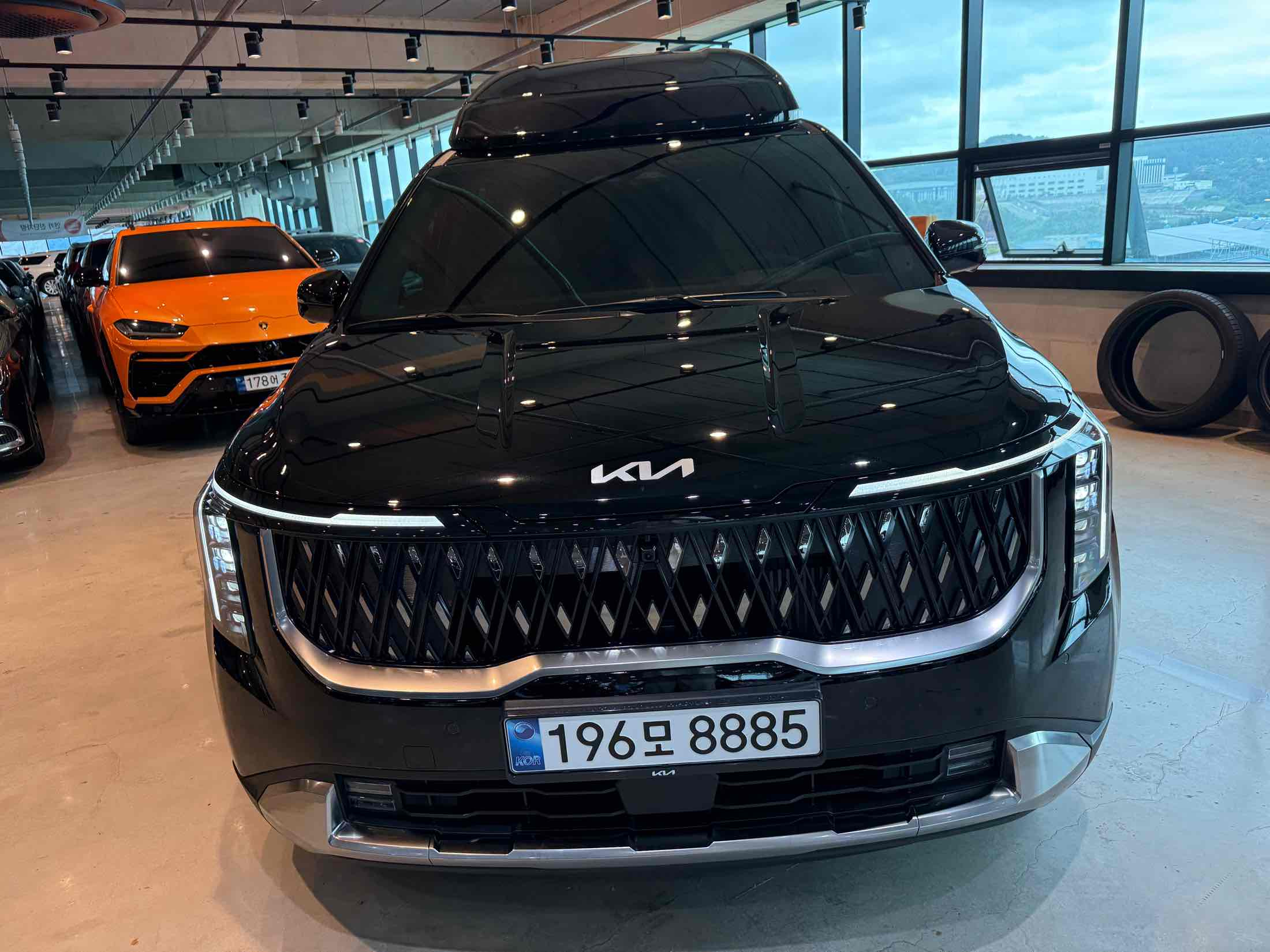 KIA CARNIVAL 2024