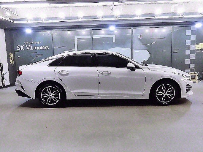 KIA K5 2023