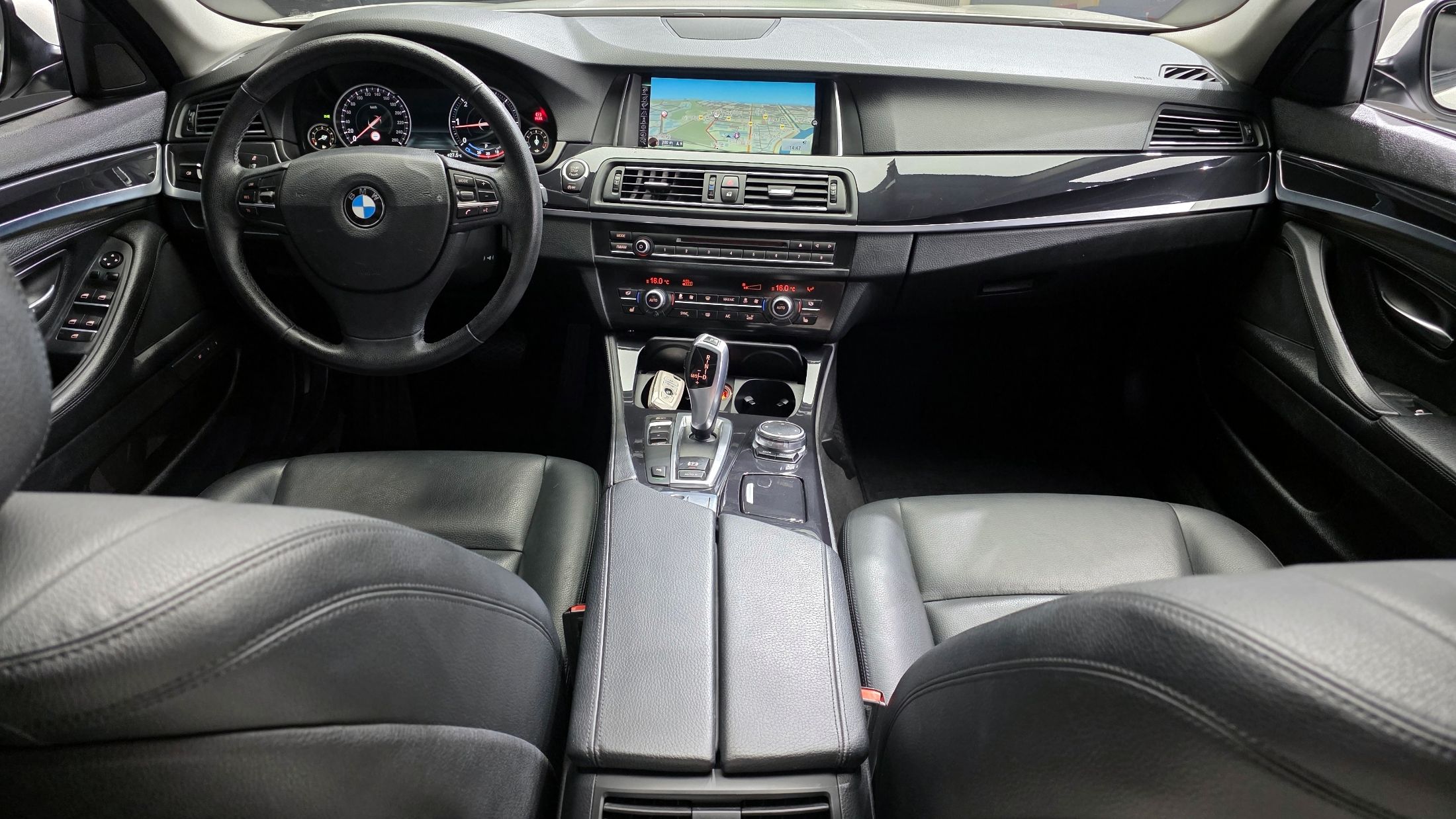 BMW 5-SERIES F10 2015