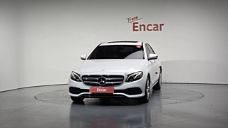 MERCEDES BENZ E-CLASS W213 2017