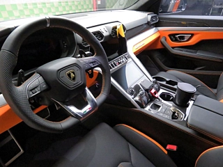 LAMBORGHINI URUS  4.0 V8 S 2024
